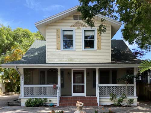 Property Management of Laurel Apartments, 1640 Laurel St., Sarasota, FL 